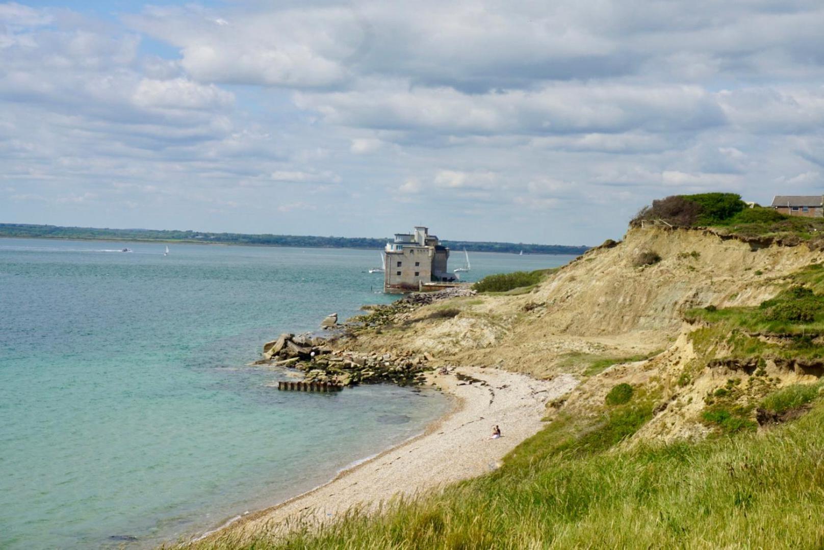Valley View Self-Catering Coastal Bungalow In Rural West Wight Freshwater Εξωτερικό φωτογραφία