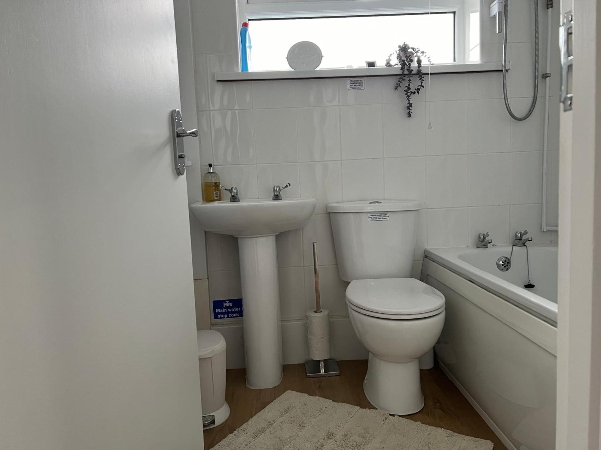 Valley View Self-Catering Coastal Bungalow In Rural West Wight Freshwater Εξωτερικό φωτογραφία